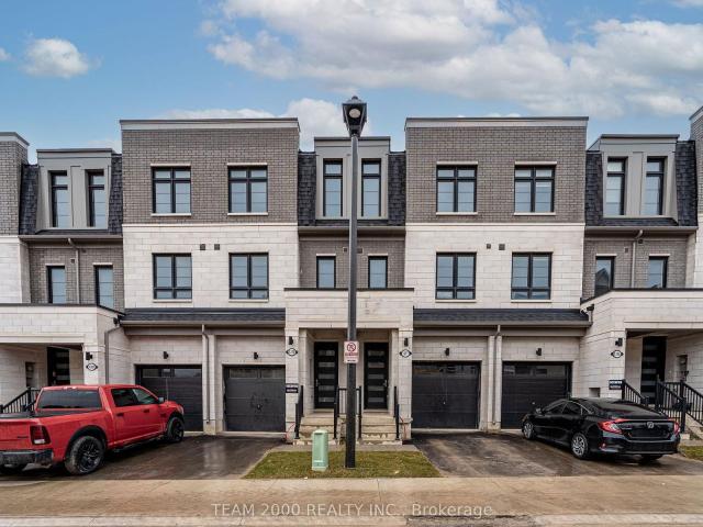 Townhouse for sale in Woburn, Ontario