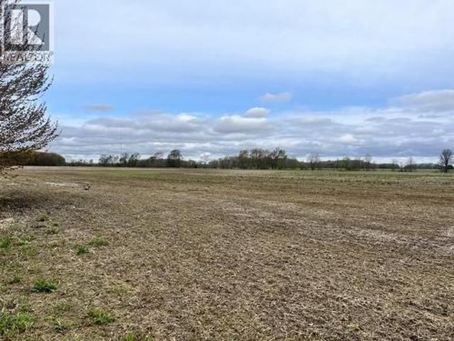 Farm for sale in Dawn-euphemia, Ontario