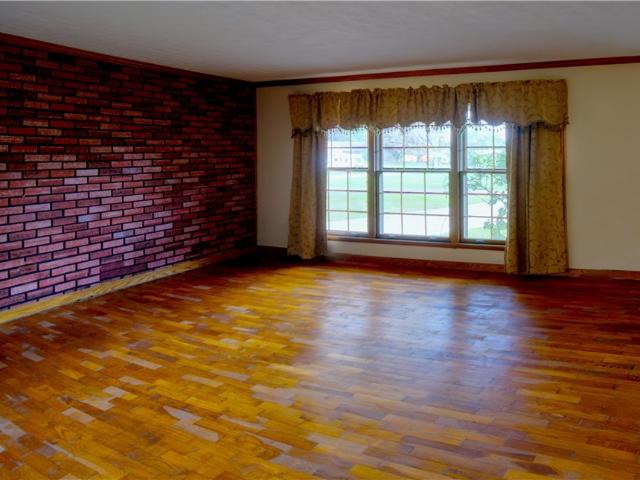 House for sale in Elms Acres, Massillon