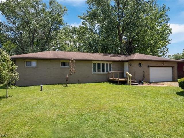 House for sale in Uniontown, Ohio