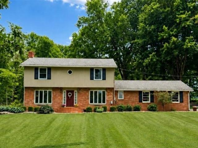 House for sale in Salem, Ohio
