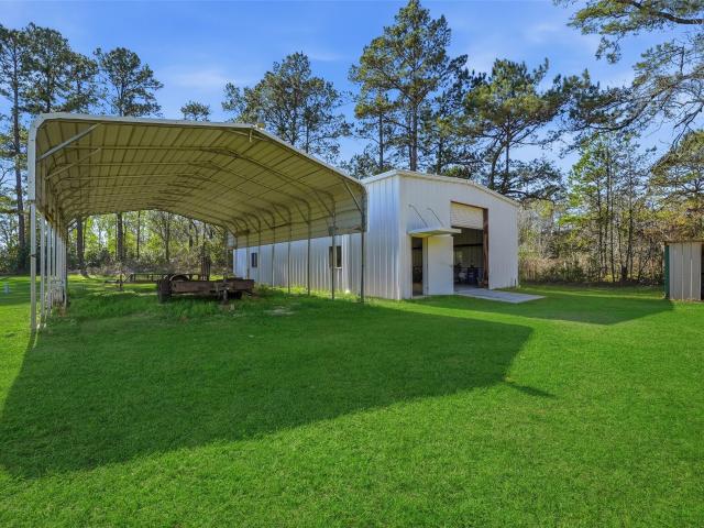 House for sale in Saratoga, Texas