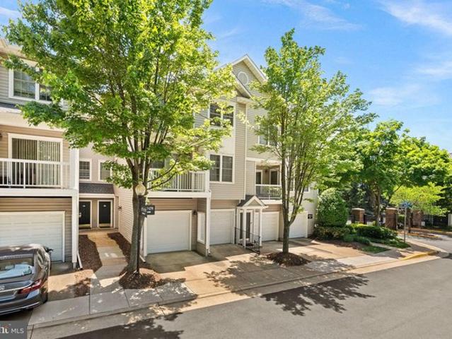 Condo for sale in Virginia