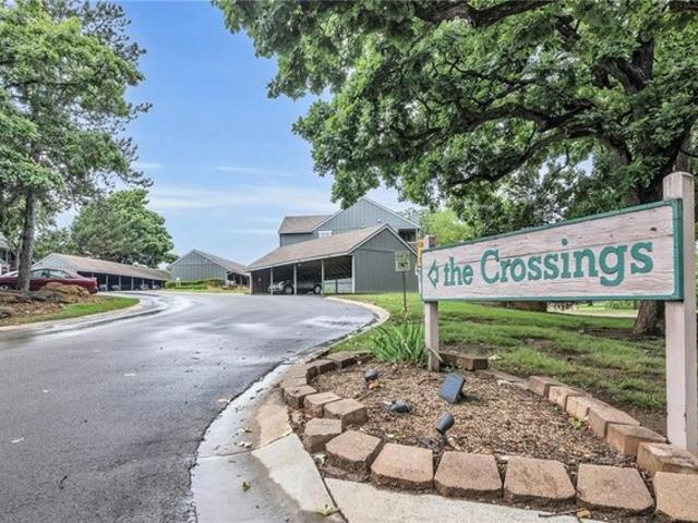 Condo for sale in Kansas