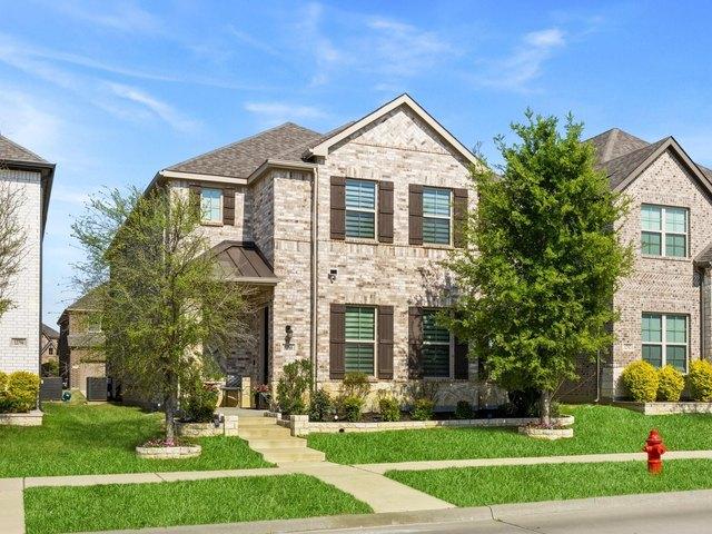 House for sale in Farmers Branch, Texas