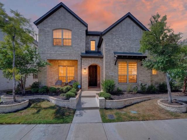 House for sale in Farmers Branch, Texas