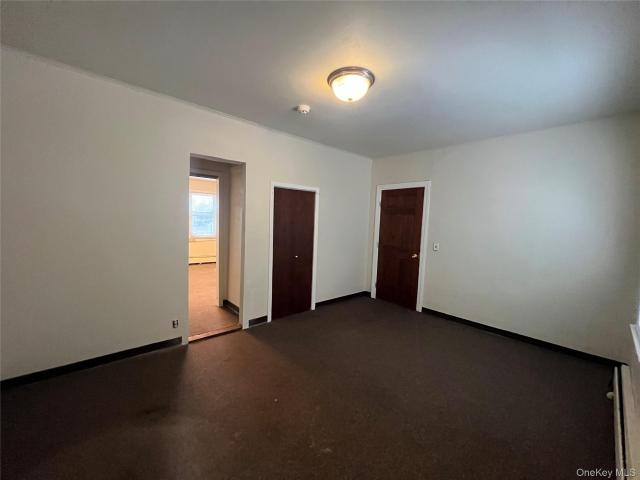Property for rent in Glenwood, New York