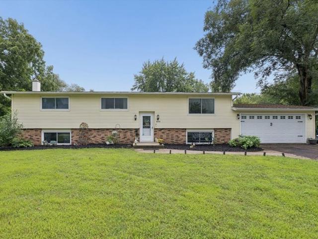 House for sale in Whiteside, Illinois