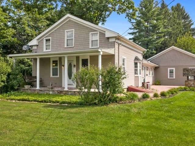 House for sale in Huntsburg, Geauga County