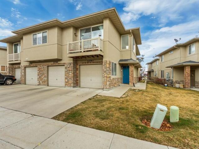 Townhouse for sale in Riverton