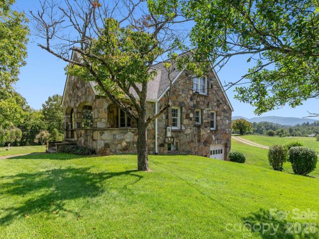House for sale in Fairview, North Carolina