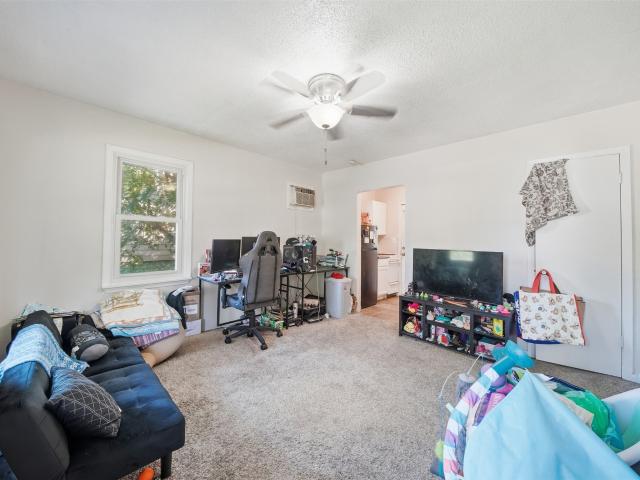 House for sale in Des Moines, Polk County
