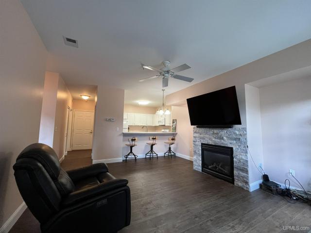 Condo for sale in Marquette, Marquette County