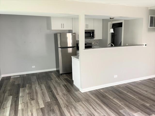 Condo for sale in Glendale Heights