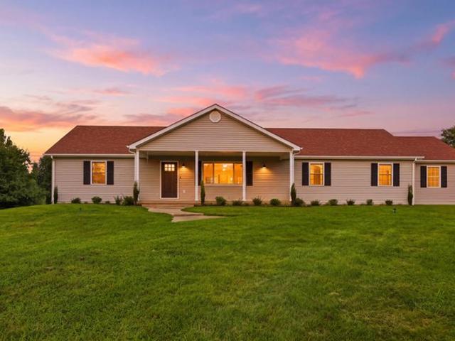 House for sale in Lawrenceburg, Kentucky