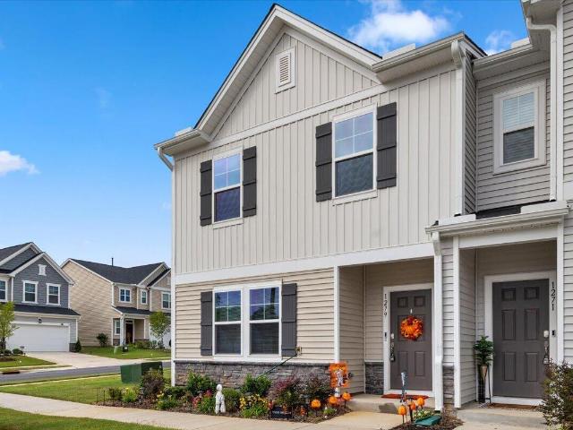 Townhouse for sale in Graham, Alamance County