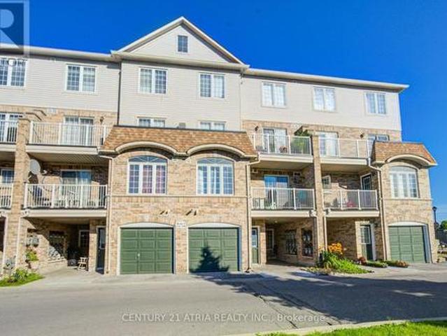 Townhouse for sale in Woburn, Ontario