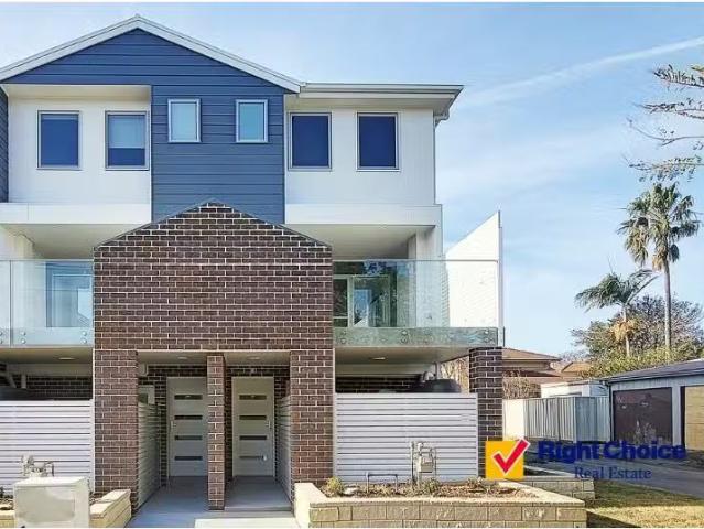 Condo for rent in Wollongong West, New South Wales