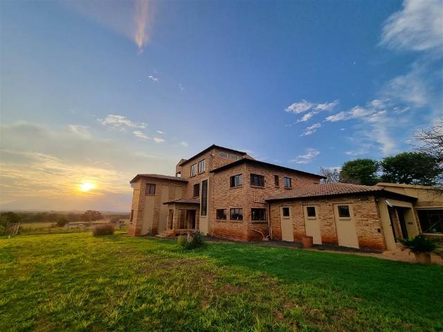 Farm for sale in Derby, North West