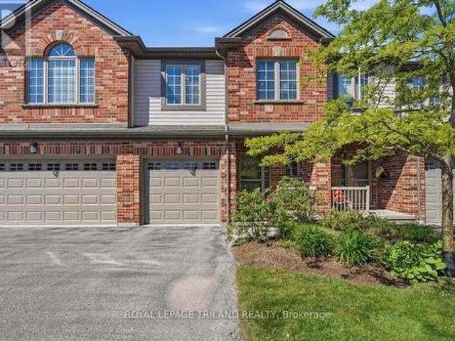 Townhouse for rent in Arva, Ontario