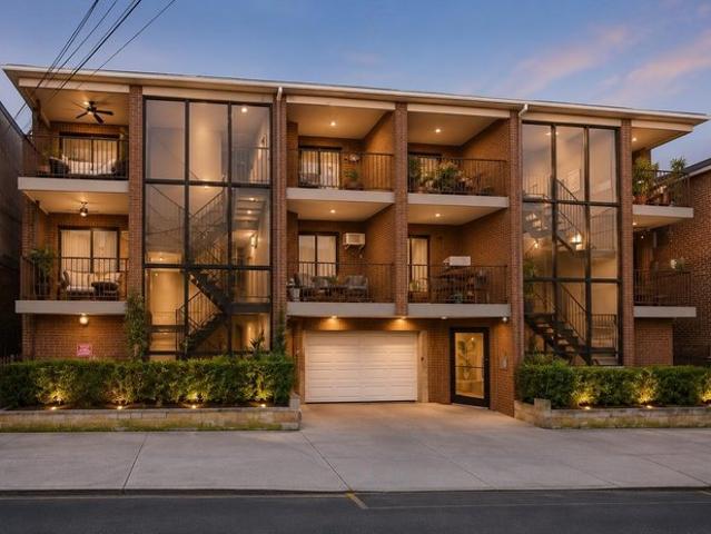 Condo for sale in Hudson, New Jersey
