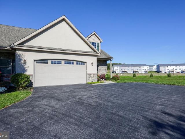 Condo for sale in Mount Joy Township, Lancaster County