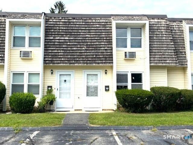 Townhouse for sale in East Lyme, Connecticut