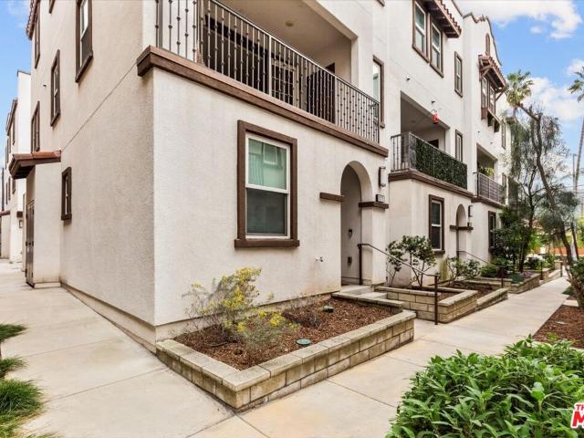 Property for rent in Canoga Park, California