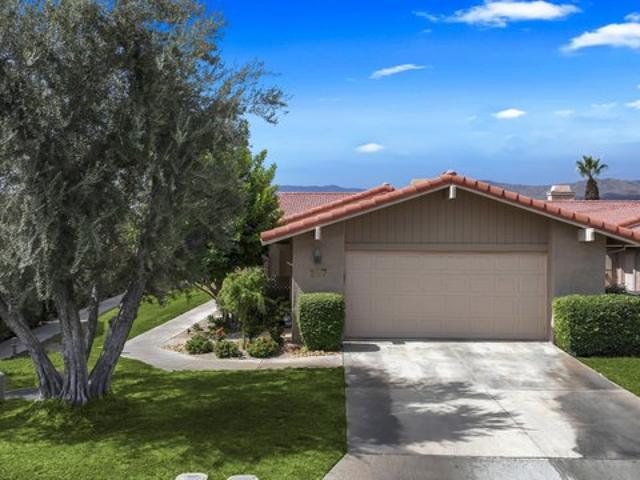Condo for sale in Palm Desert, California