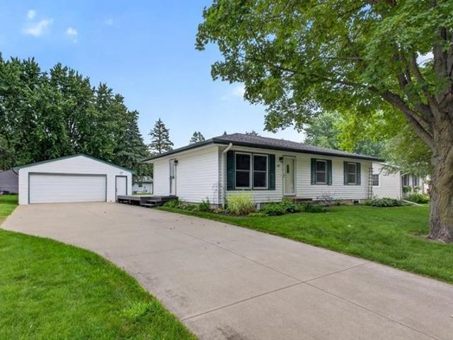 House for sale in Eyota, Minnesota