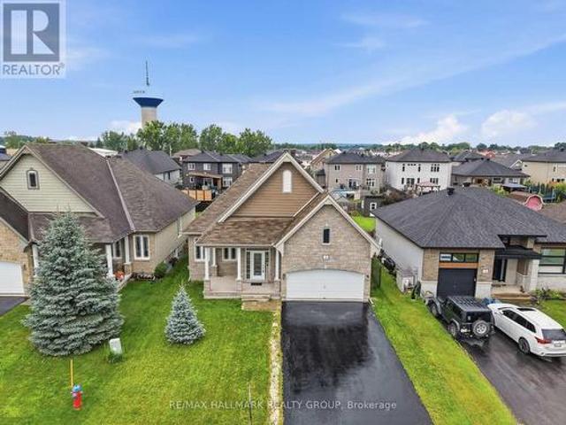 House for sale in Alfred And Plantagenet, Ontario