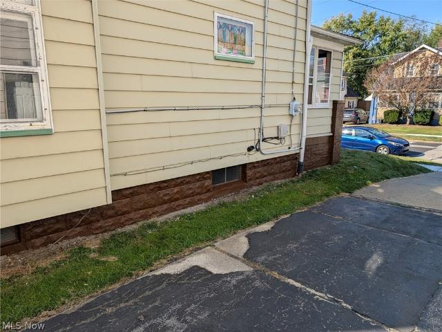 House for sale in Campbell, Ohio