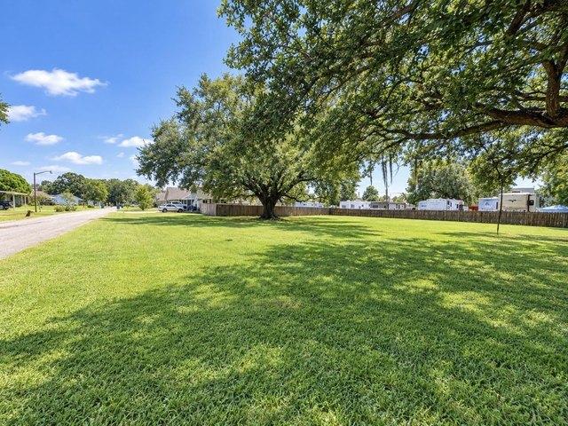 Land for sale in Amelia, St. Mary Parish