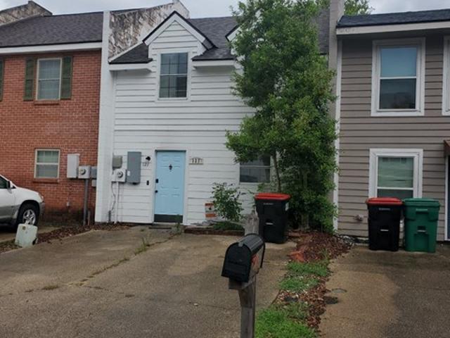 House for rent in Lafayette