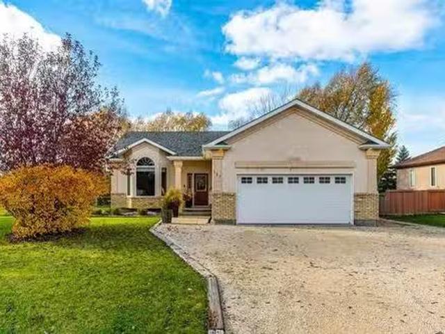 House for sale in Springfield, Manitoba