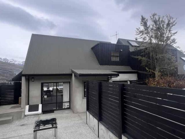 House for rent in Otakou