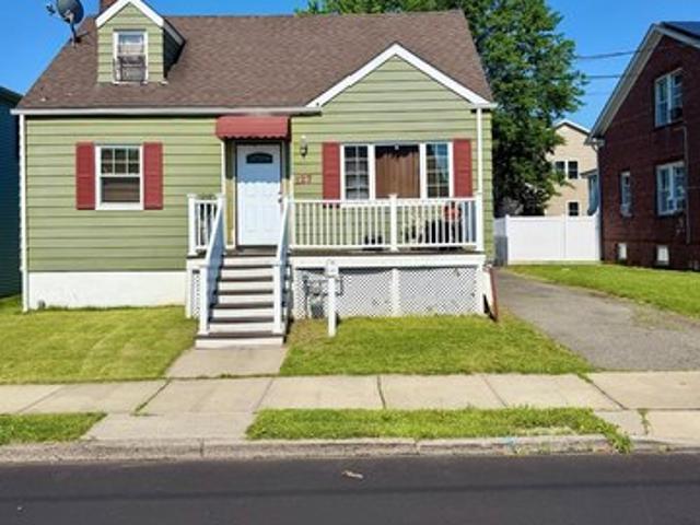 House for sale in Carteret, New Jersey