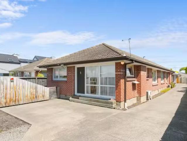 House for sale in Edgeware, Canterbury