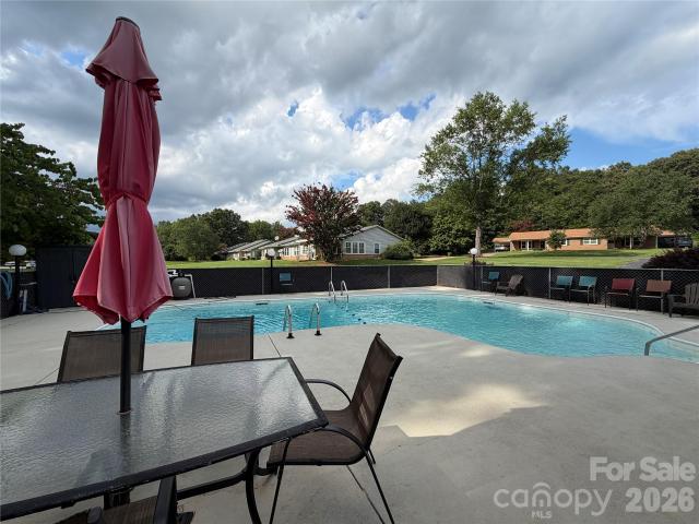 Townhouse for sale in Rutherford, North Carolina