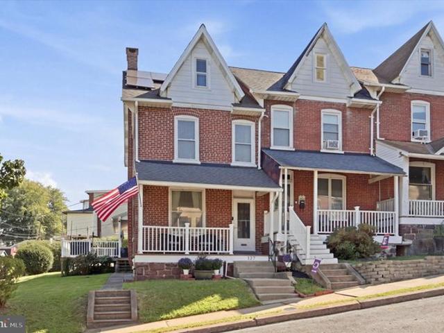 Townhouse for sale in Birdsboro, Pennsylvania