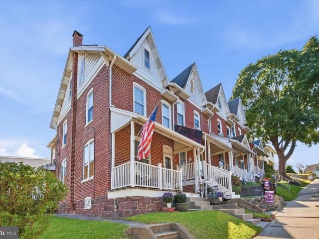 Townhouse for sale in Birdsboro, Pennsylvania