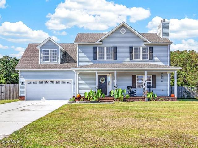 House for sale in Hubert, Onslow County