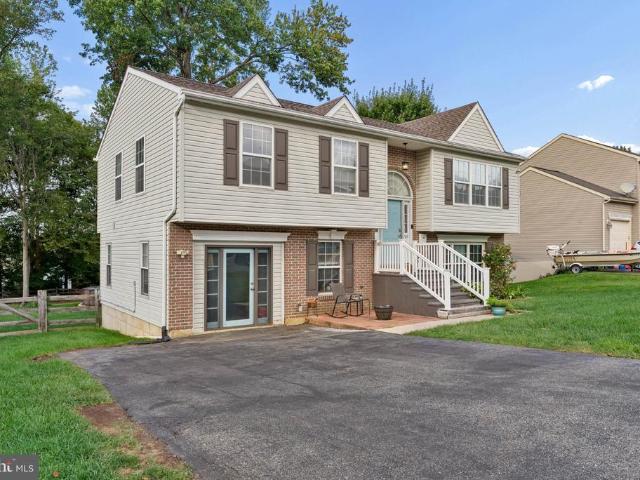 House for sale in Washington Woods, Elkton