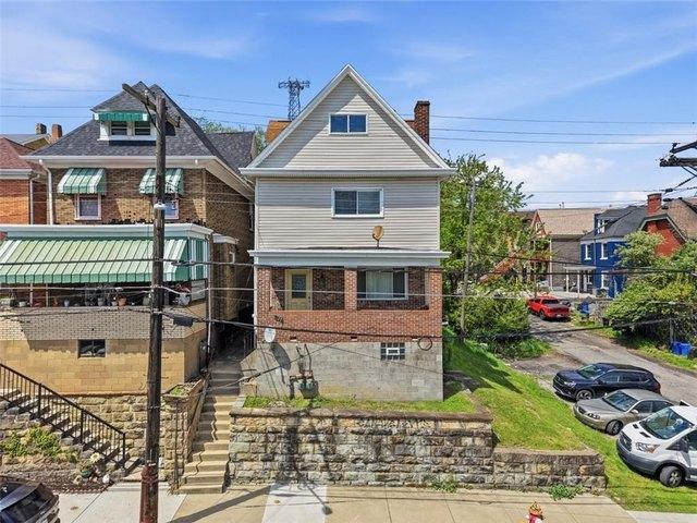 House for sale in Pittsburg, Pennsylvania
