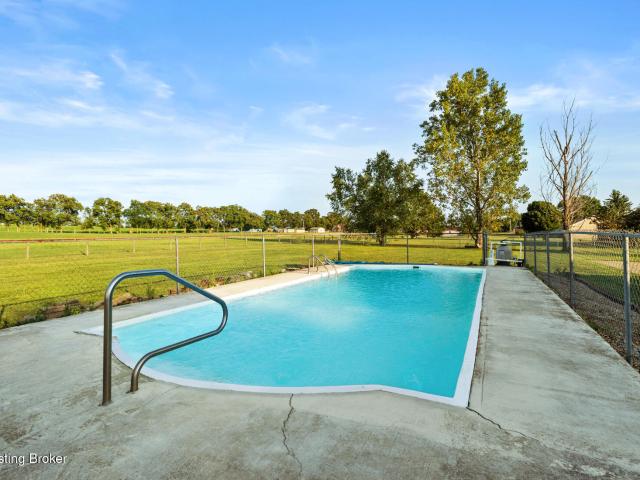 House for sale in Harrodsburg, Kentucky