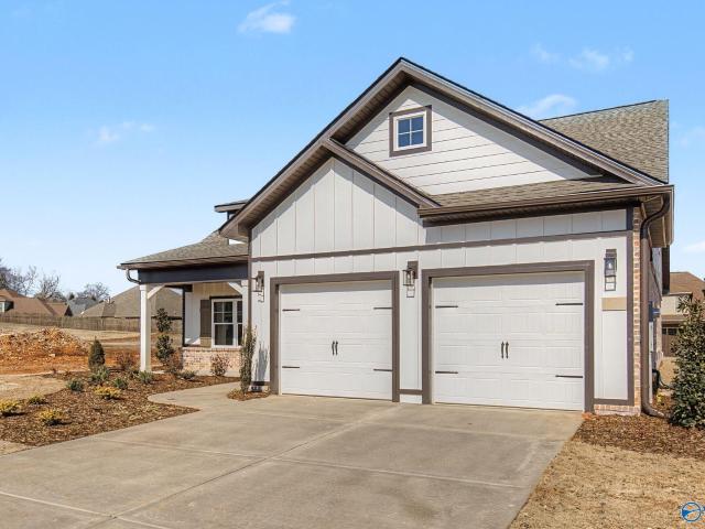 House for sale in Harvest, Alabama