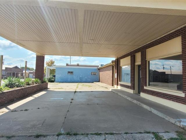 Commercial for sale in Okemah, Oklahoma