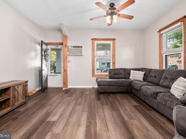 Townhouse for sale in Quakertown West Apartments, Quakertown