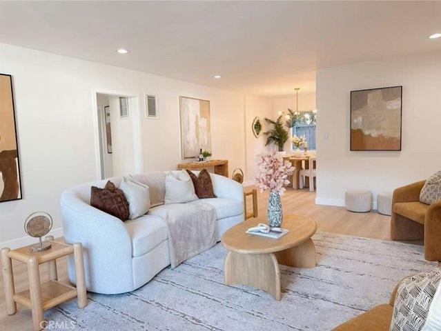 Condo for sale in Inglewood, Los Angeles County