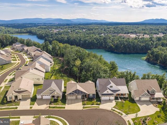House for sale in Lake Frederick, Frederick County